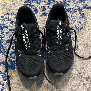 On Running Cloud Women’s Black Running Shoes